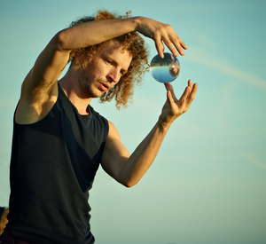 Nissan Auerbach by Peter Adams.