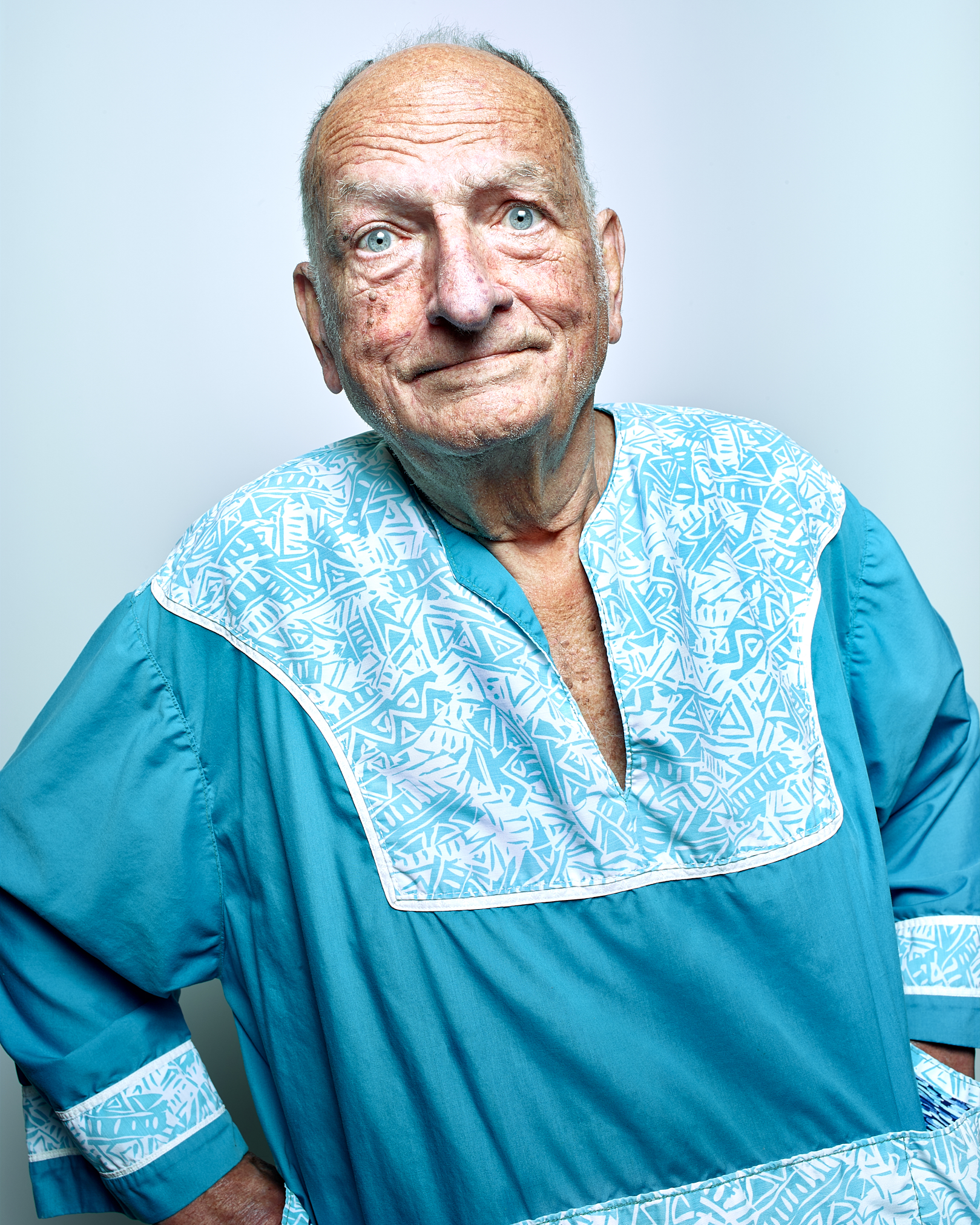 Les Earnest by Peter Adams.