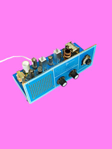 Greymark 506 Radio. .